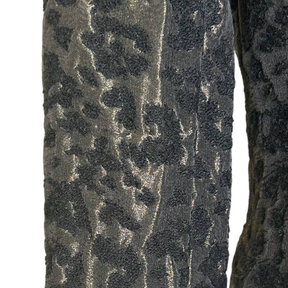 Flores & Flores animal print textured 3 button cocktail blazer size 4 - Picture 7 of 12